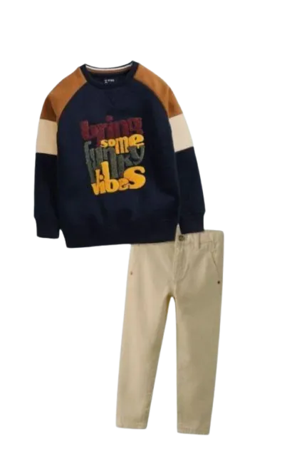 طقم ولادي  قطعتين سويت شيرت وبنطلون جينز بيج *41